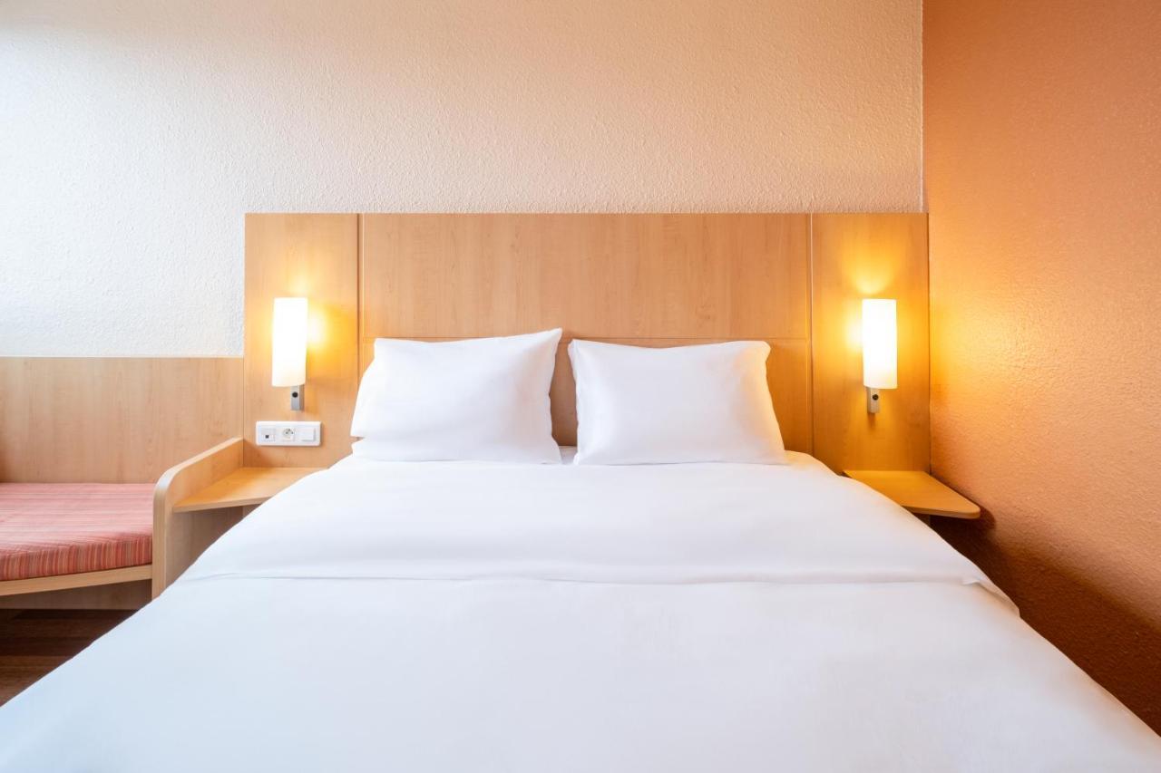 B&B Hotel Amiens Centre Cathedrale Екстериор снимка