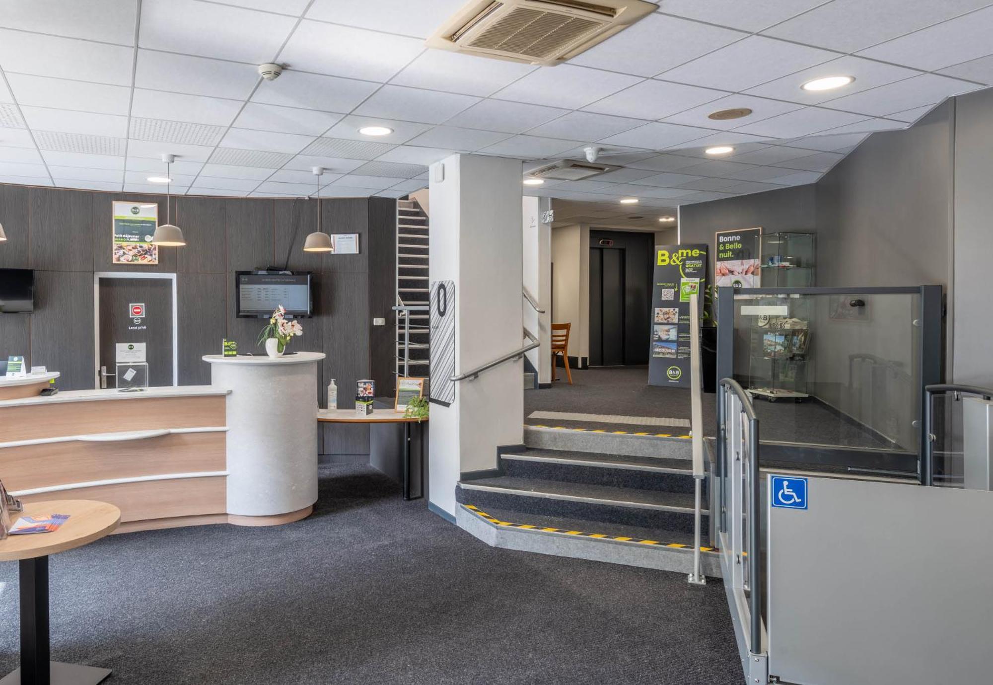 B&B Hotel Amiens Centre Cathedrale Екстериор снимка
