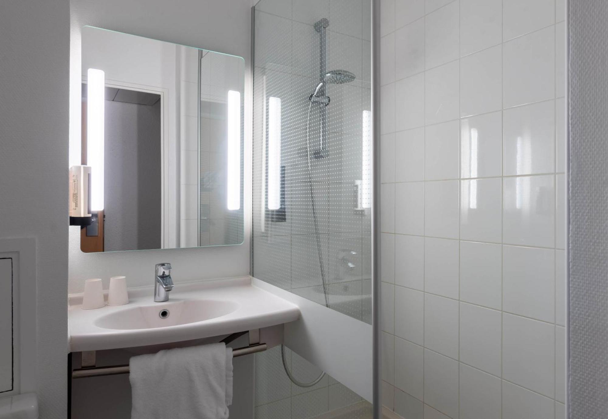 B&B Hotel Amiens Centre Cathedrale Екстериор снимка