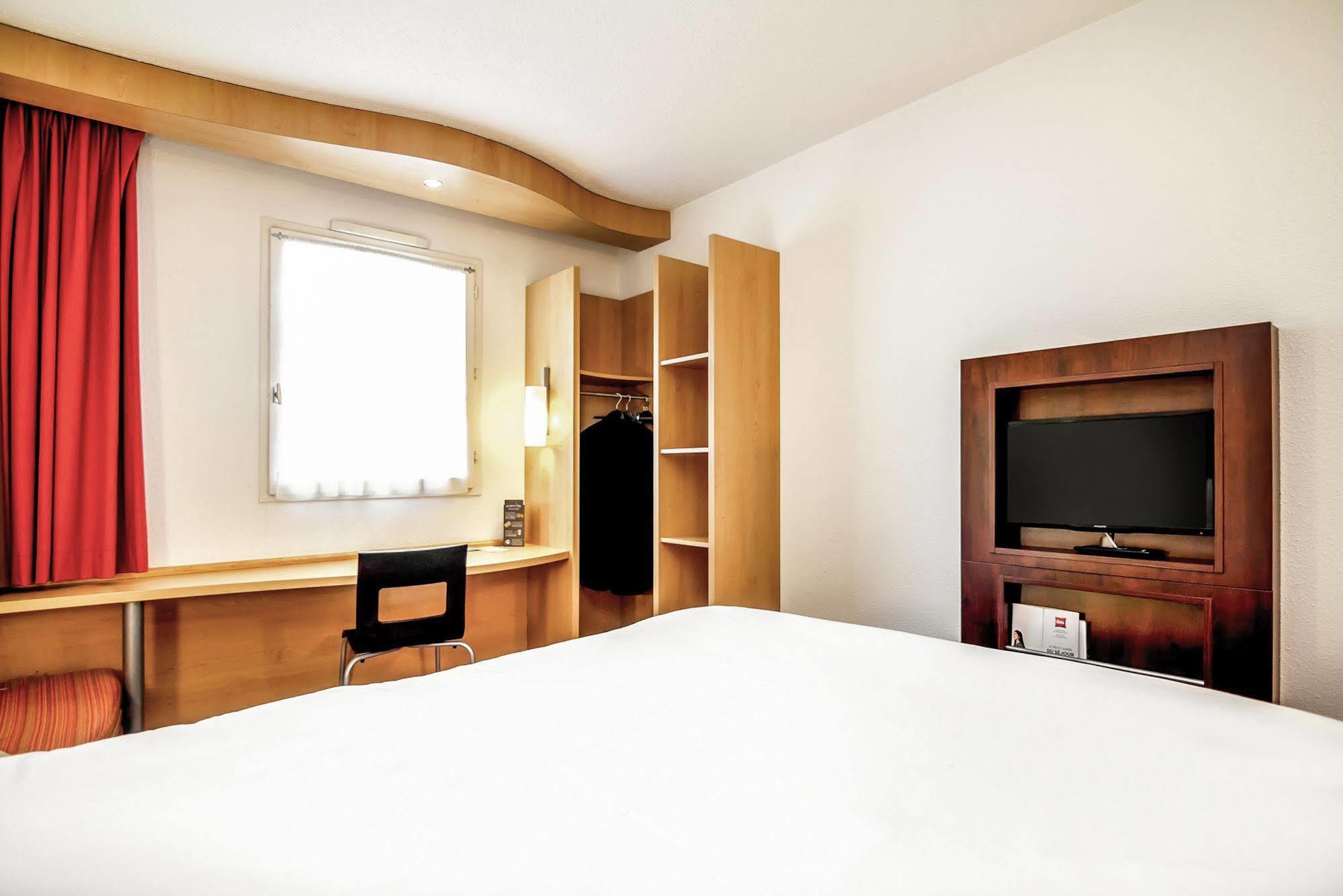 B&B Hotel Amiens Centre Cathedrale Екстериор снимка